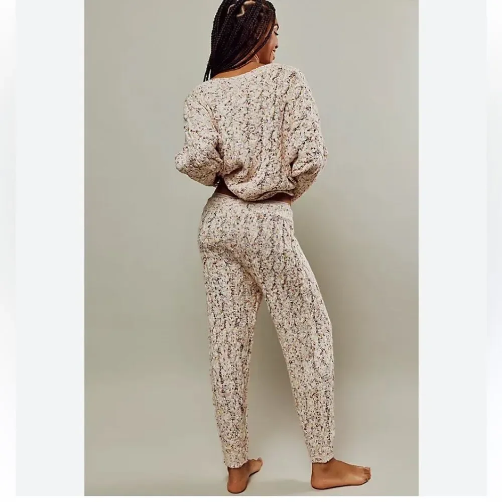 Free People Under The Mistletoe Knit Joggers Size S Color: Ivory Combo